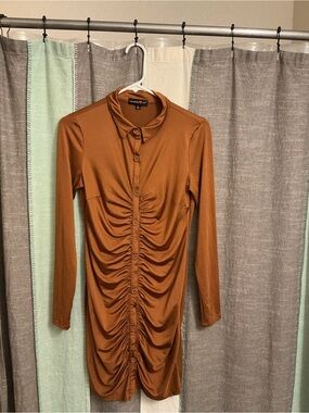 Absolutely❤️it! Long-Sleeve Ruched Button-Front Dress in Rust